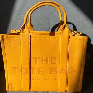 MARC JACOBS THE SMALL TOTE BAG Leather Crossbody Bag New without tags